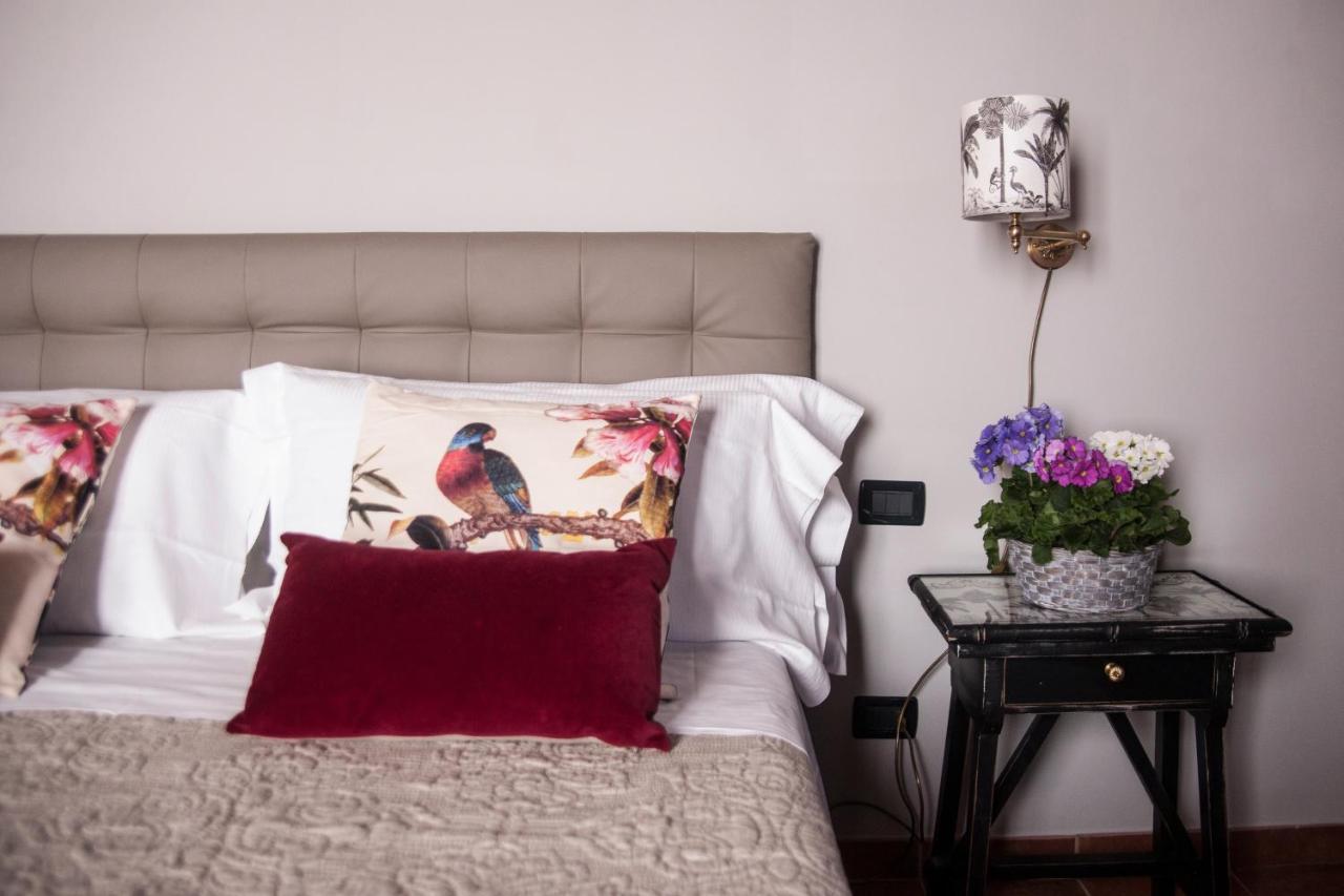 Antica Dimora De' Benci Bed & Breakfast ฟลอเรนซ์ ภายนอก รูปภาพ