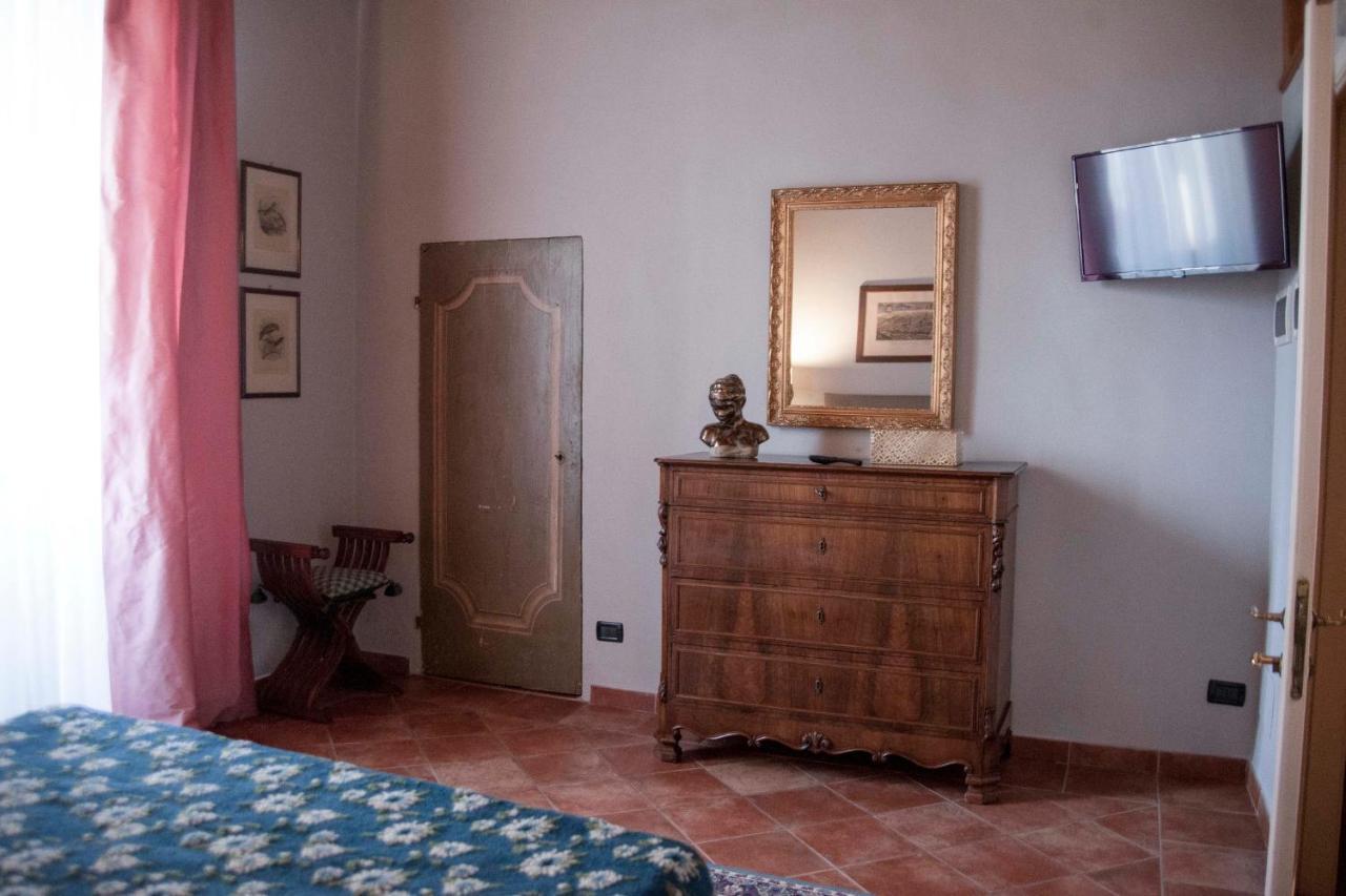 Antica Dimora De' Benci Bed & Breakfast ฟลอเรนซ์ ภายนอก รูปภาพ