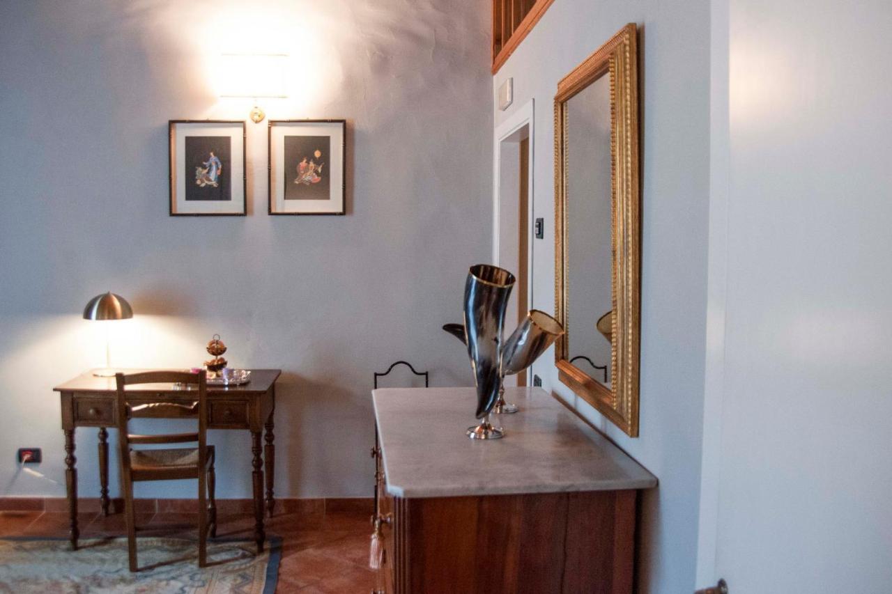 Antica Dimora De' Benci Bed & Breakfast ฟลอเรนซ์ ภายนอก รูปภาพ