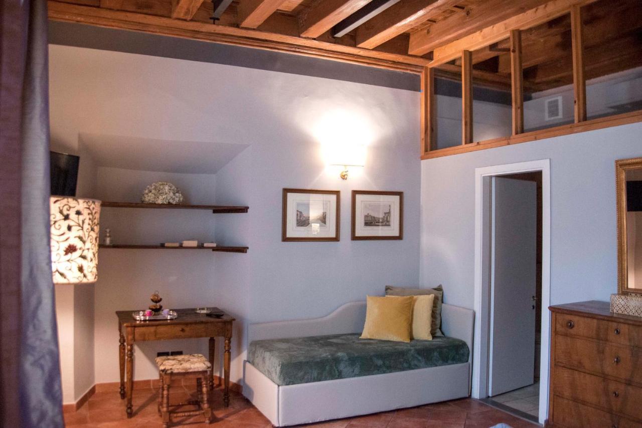 Antica Dimora De' Benci Bed & Breakfast ฟลอเรนซ์ ภายนอก รูปภาพ